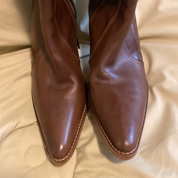 Coach boots size 10 worn once. Great condition - Picture 6 of 7
